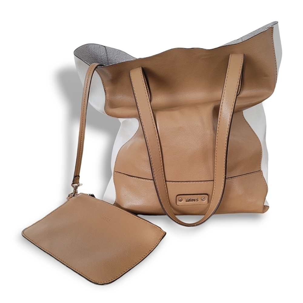 Roots Tan Slouchy Tote With Removable Pouch - Like New - Picture 5 of 8
